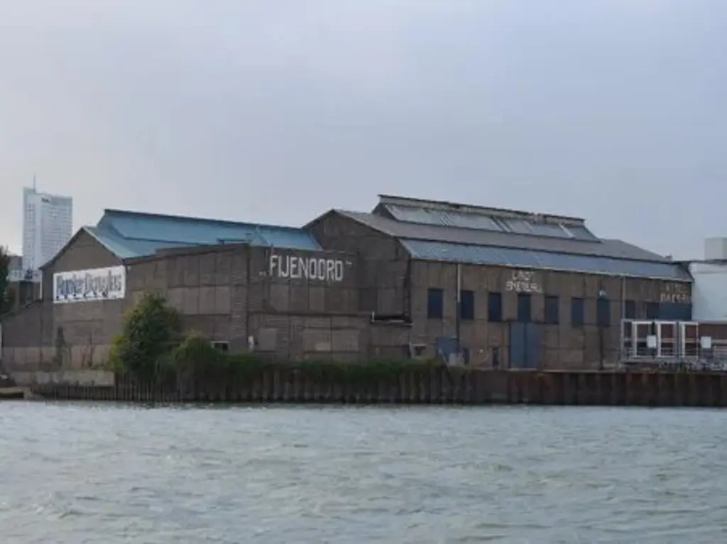 Het voormalige fabrieksterrein aan de Piekstraat